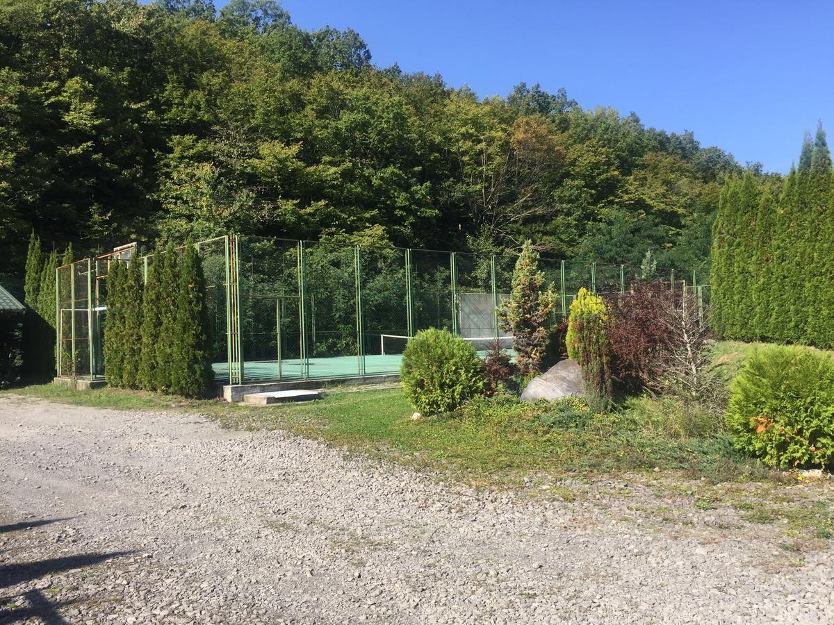 Rancho 555 Vendégház Ungvár Kültér fotó